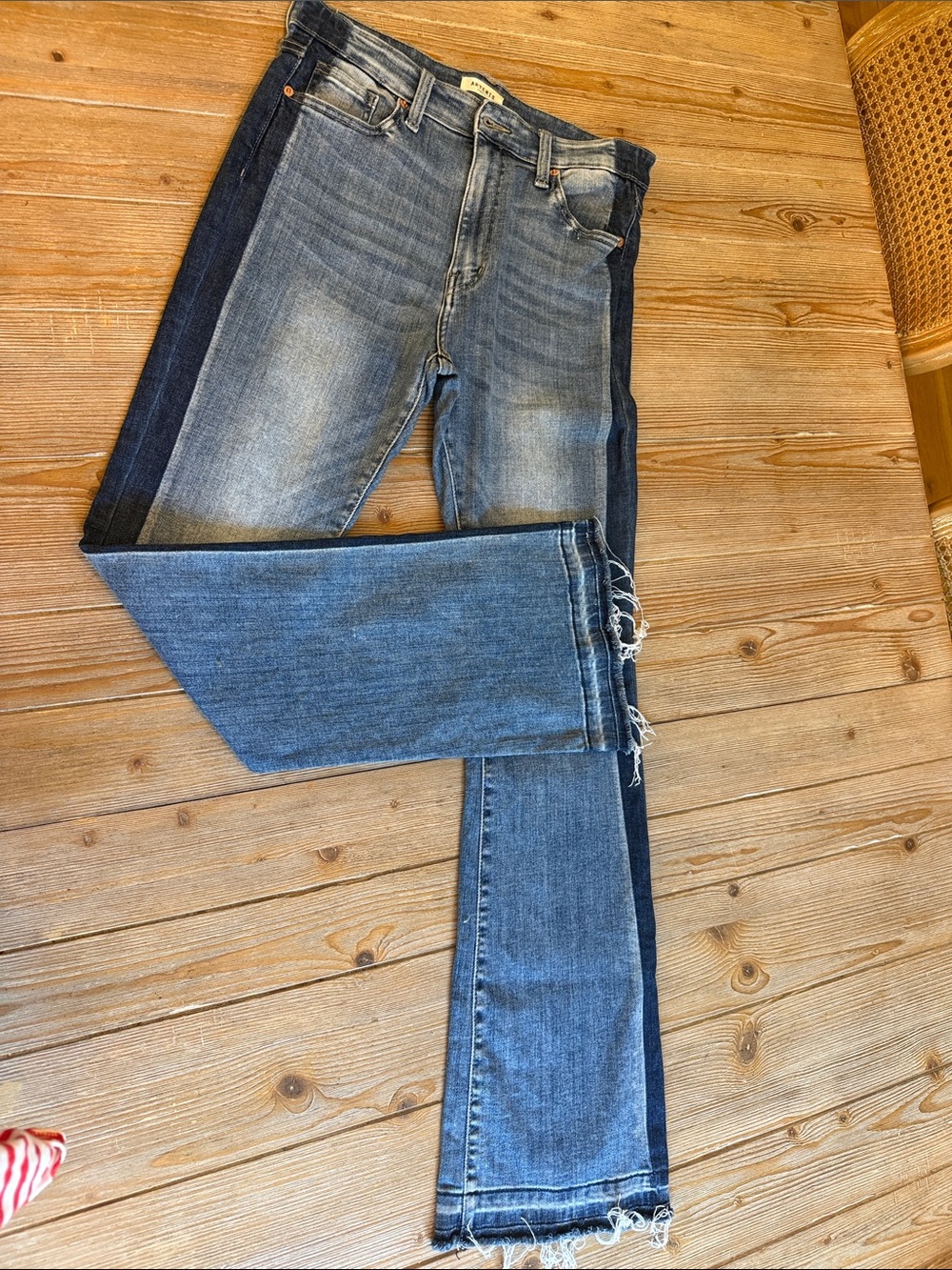 Artemis Two-Tone bootleg Jeans